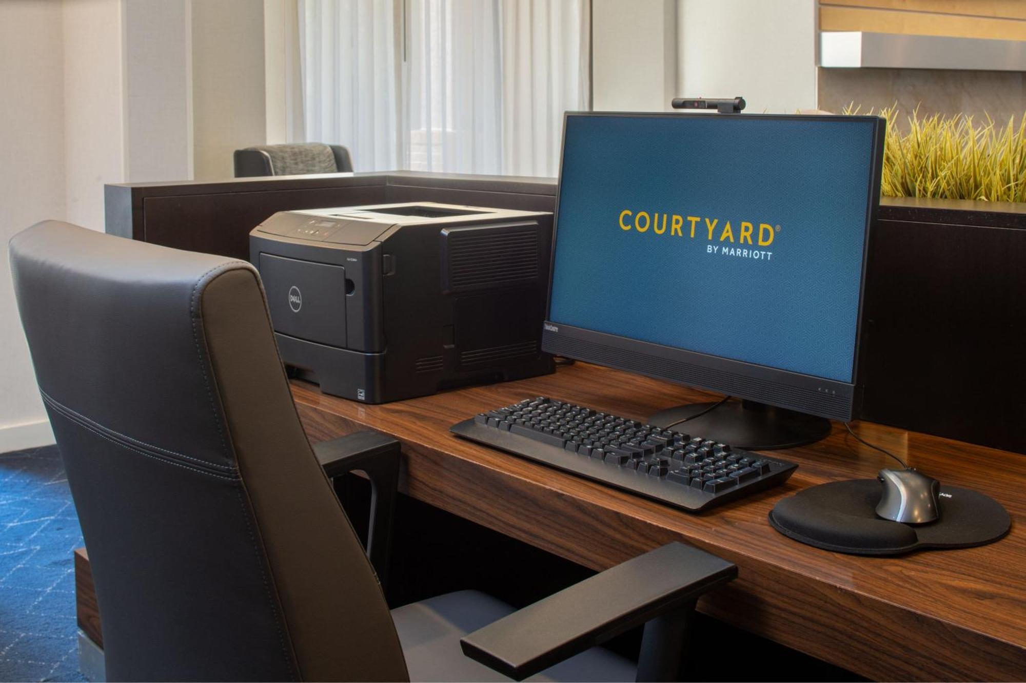 Courtyard By Marriott Decatur Hotell Exteriör bild